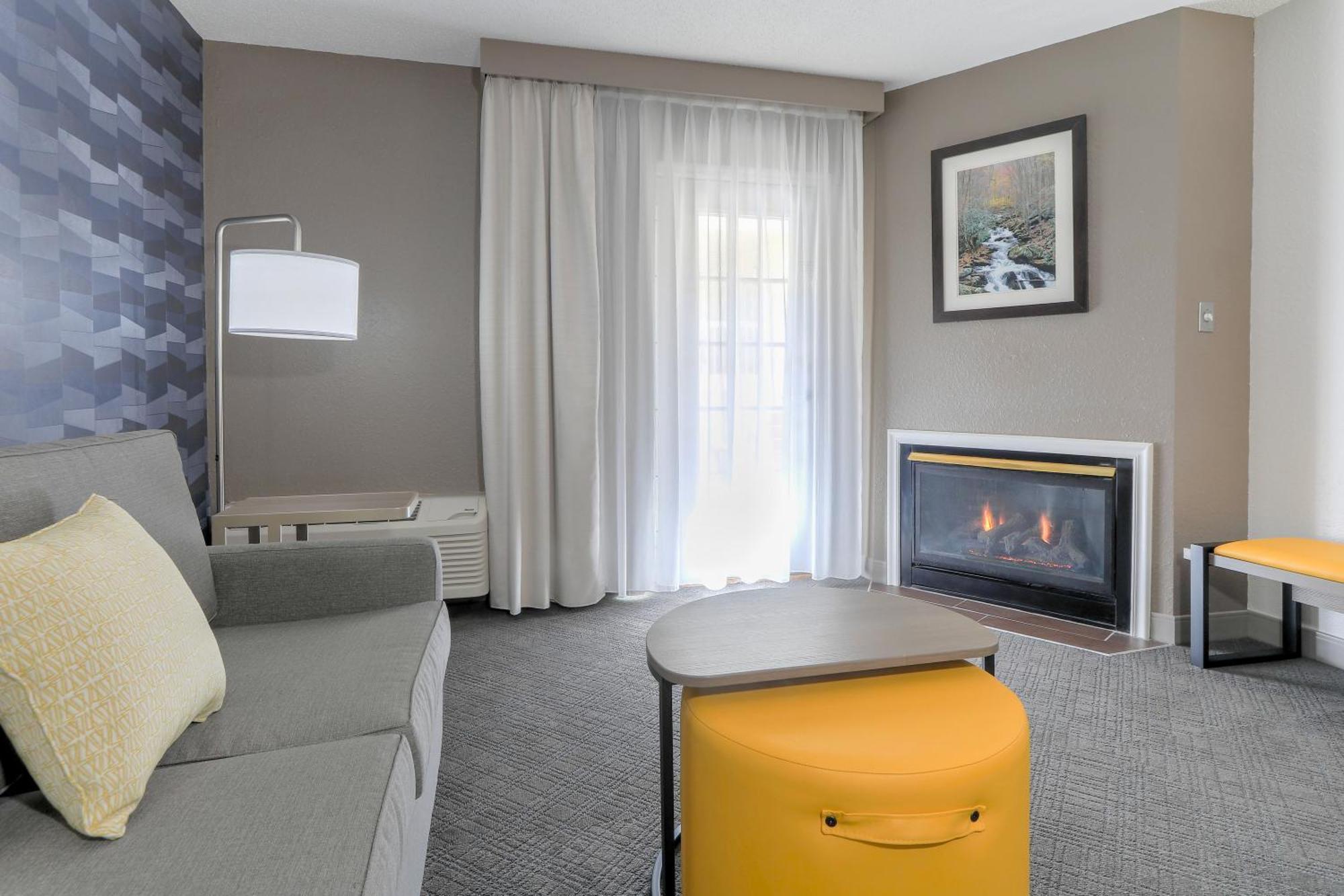 פיג'ן פורג' Comfort Inn & Suites At Dollywood Lane מראה חיצוני תמונה