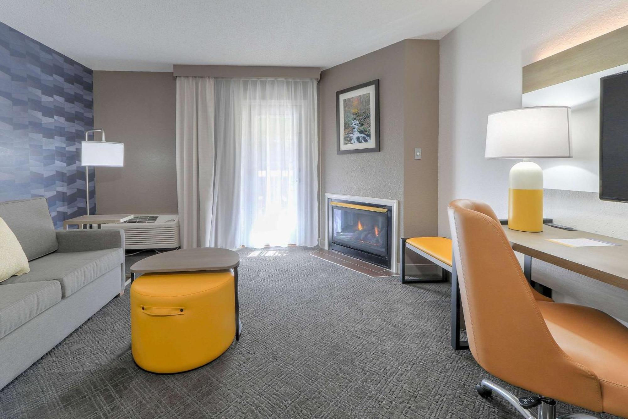 פיג'ן פורג' Comfort Inn & Suites At Dollywood Lane מראה חיצוני תמונה